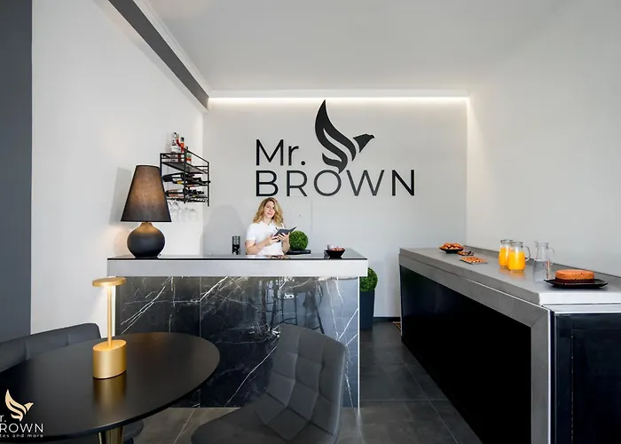 Mr Brown Home And Suites Рим